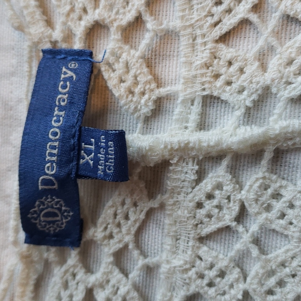 Colorful Democracy Embroidered Crochet-Trim Topper - Size XL - Picture 9 of 16
